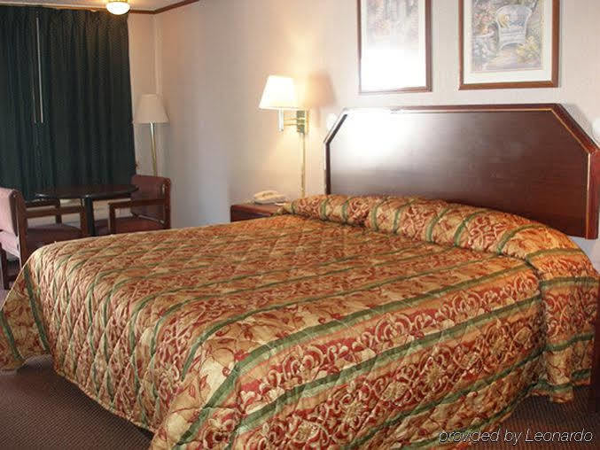 Red Carpet Inn Greensboro Exterior foto